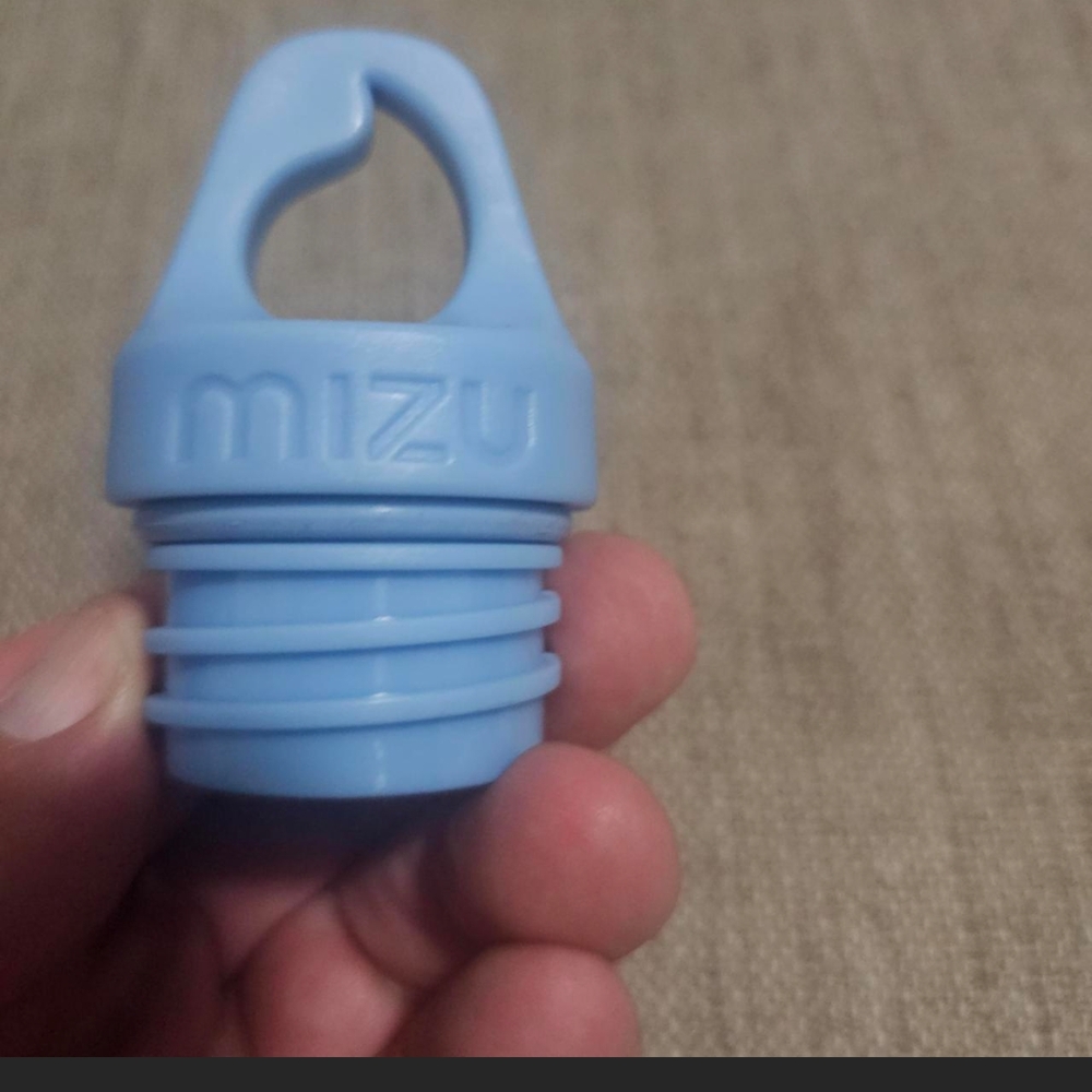 Prana Light Blue Sustainable Bottle - Picture 4 of 4